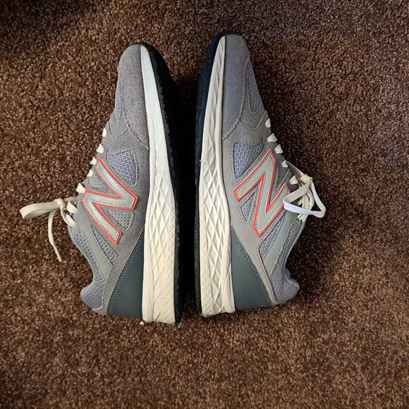 New Balance Comfort With Ortholite 795 V1 running shoes. Size 8 B (WE795GP1) - Picture 6 of 10